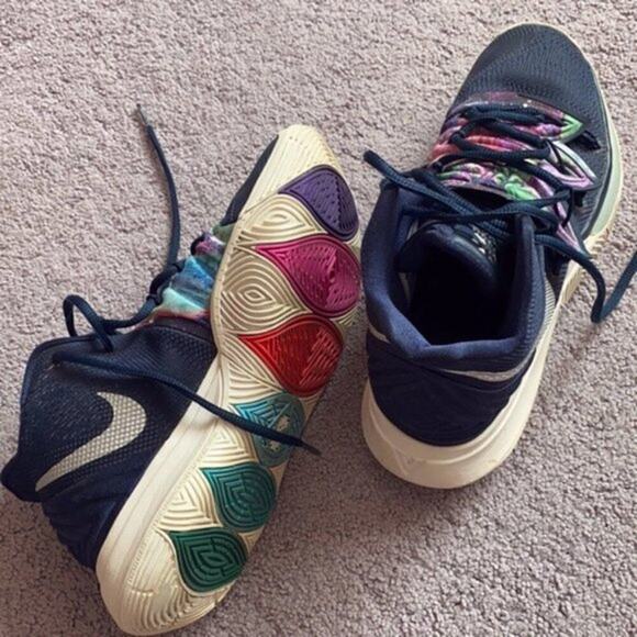 Nike Galaxy Kyrie Multi Color sneakers